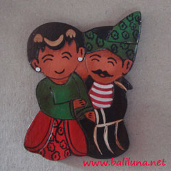 souvenir pernikahan tradisional pengantin adat nusantara