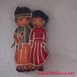 souvenir pernikahan tradisional pengantin adat nusantara