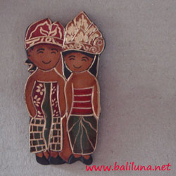 souvenir pernikahan tradisional pengantin adat nusantara