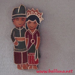 souvenir pernikahan tradisional pengantin adat nusantara