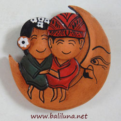 souvenir pernikahan tradisional etnik tempelan kulkas pengantin Tradisional adat jawa duduk di bulan